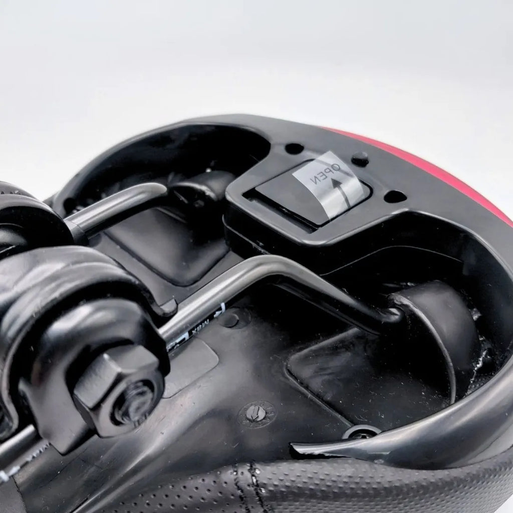 Asiento para bicicleta con luz LED trasera
