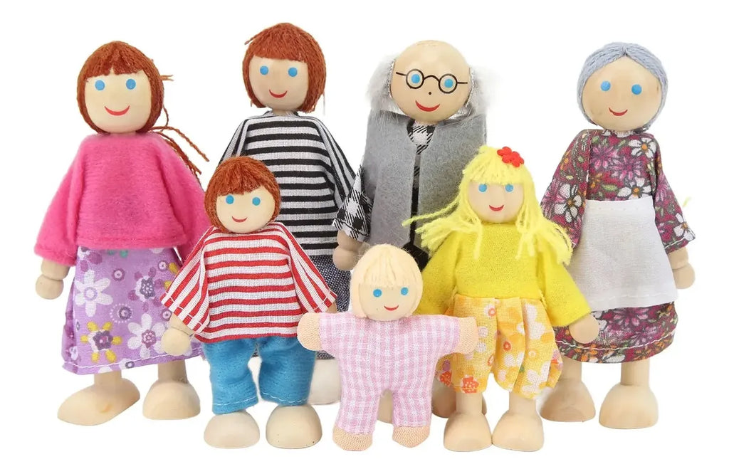 Familia de 7 en madera de juguete