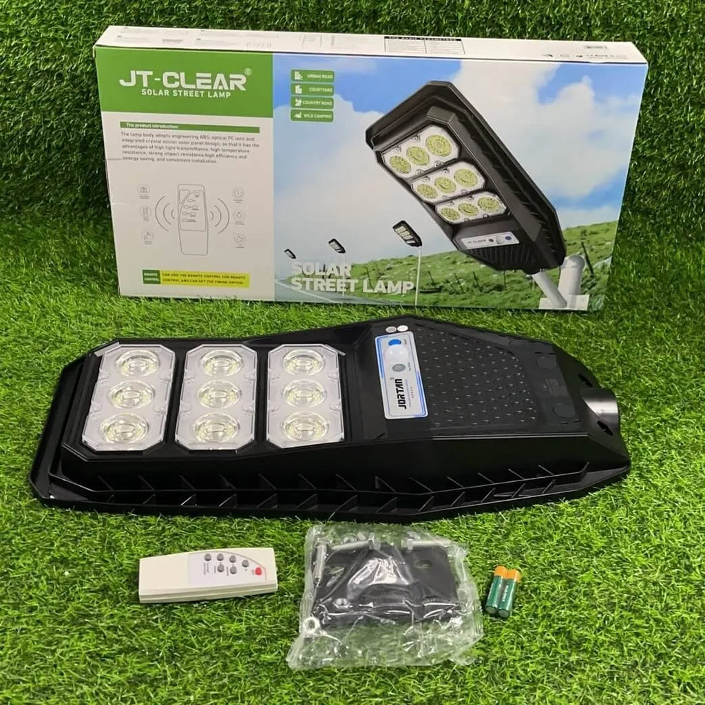 Foco LED con panel solar y control remoto